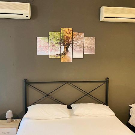 Viale Manzoni Hotel Sassuolo Eksteriør billede
