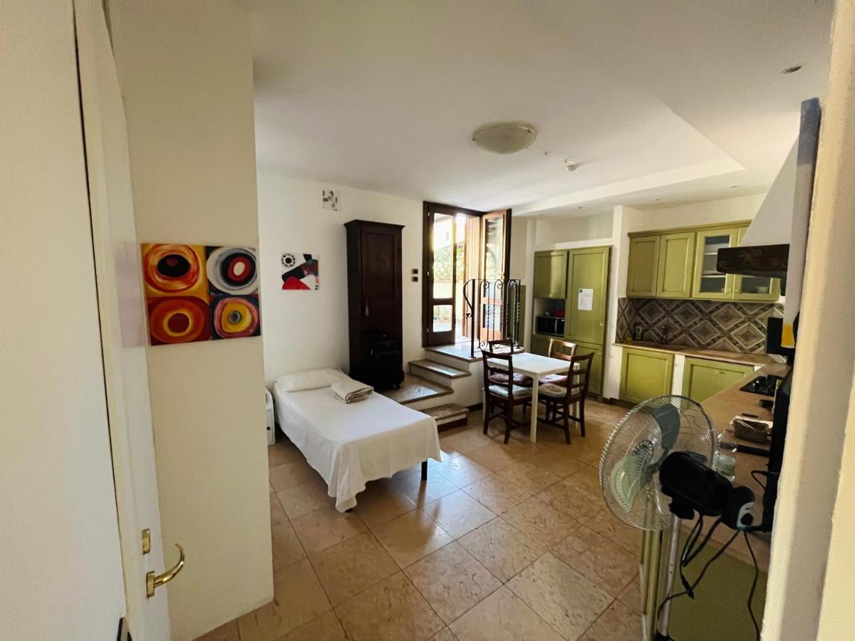 Viale Manzoni Hotel Sassuolo Eksteriør billede