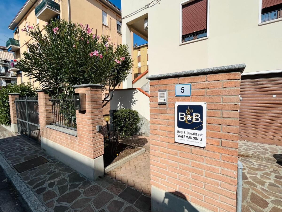 Viale Manzoni Hotel Sassuolo Eksteriør billede