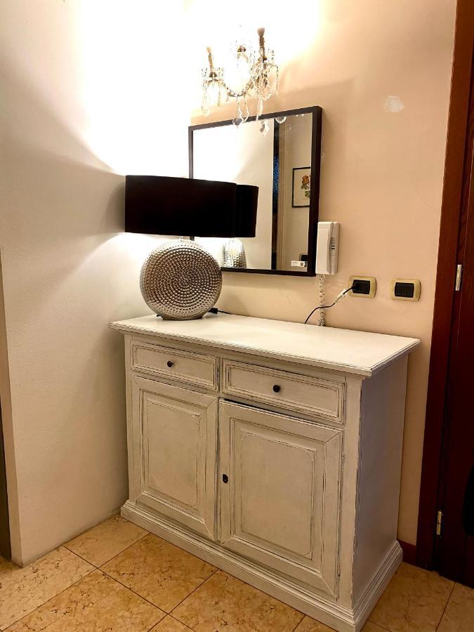 Viale Manzoni Hotel Sassuolo Eksteriør billede