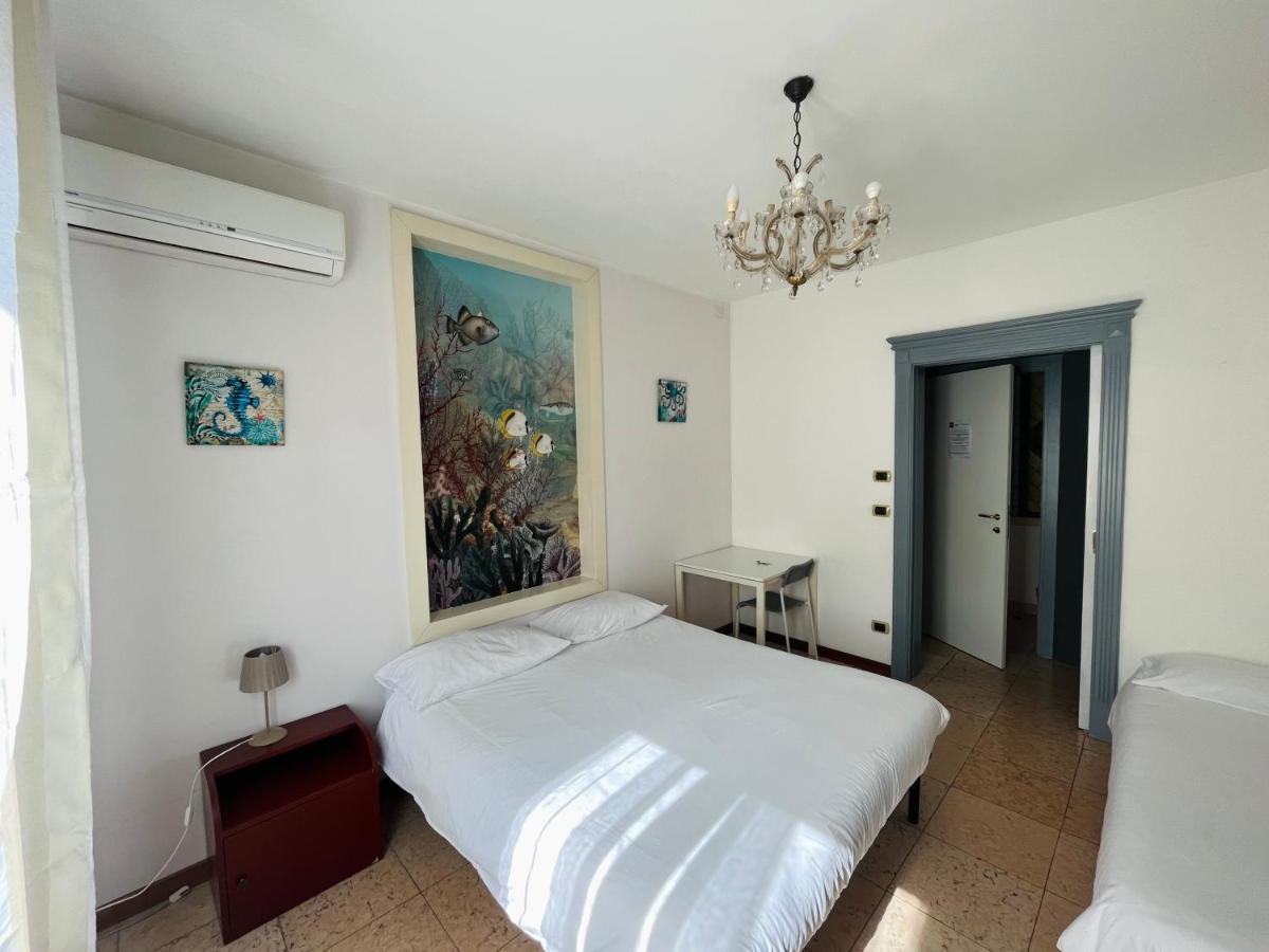 Viale Manzoni Hotel Sassuolo Eksteriør billede